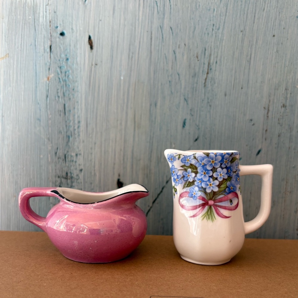 Bundle of (2) Little Pitchers - one pink & other blue flowers with pink ribbon - Picture 1 of 8